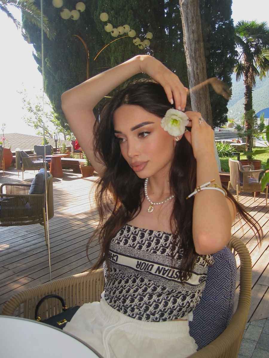 Аделина эскорт в городе Москва