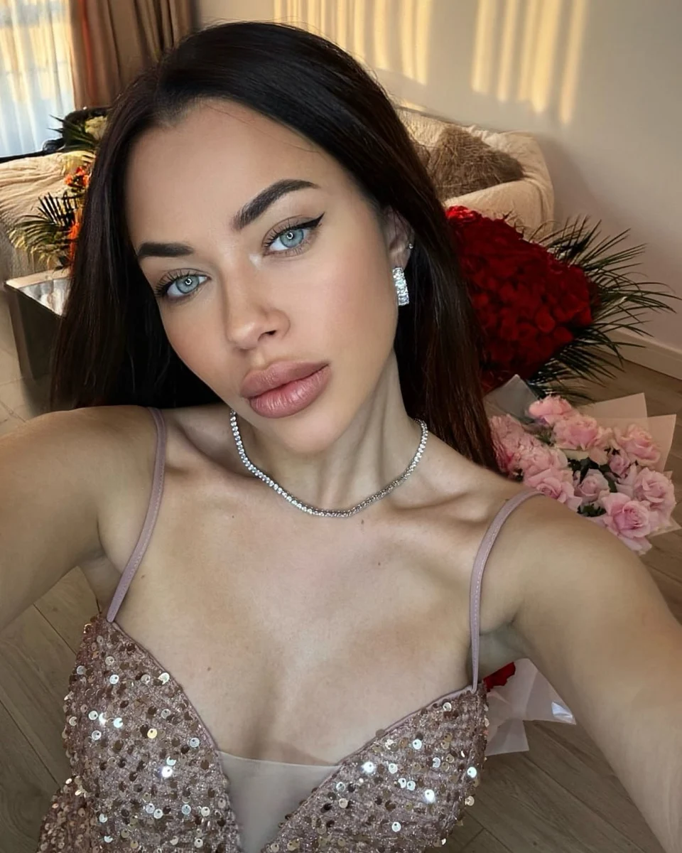 Эльвина эскорт в городе Москва