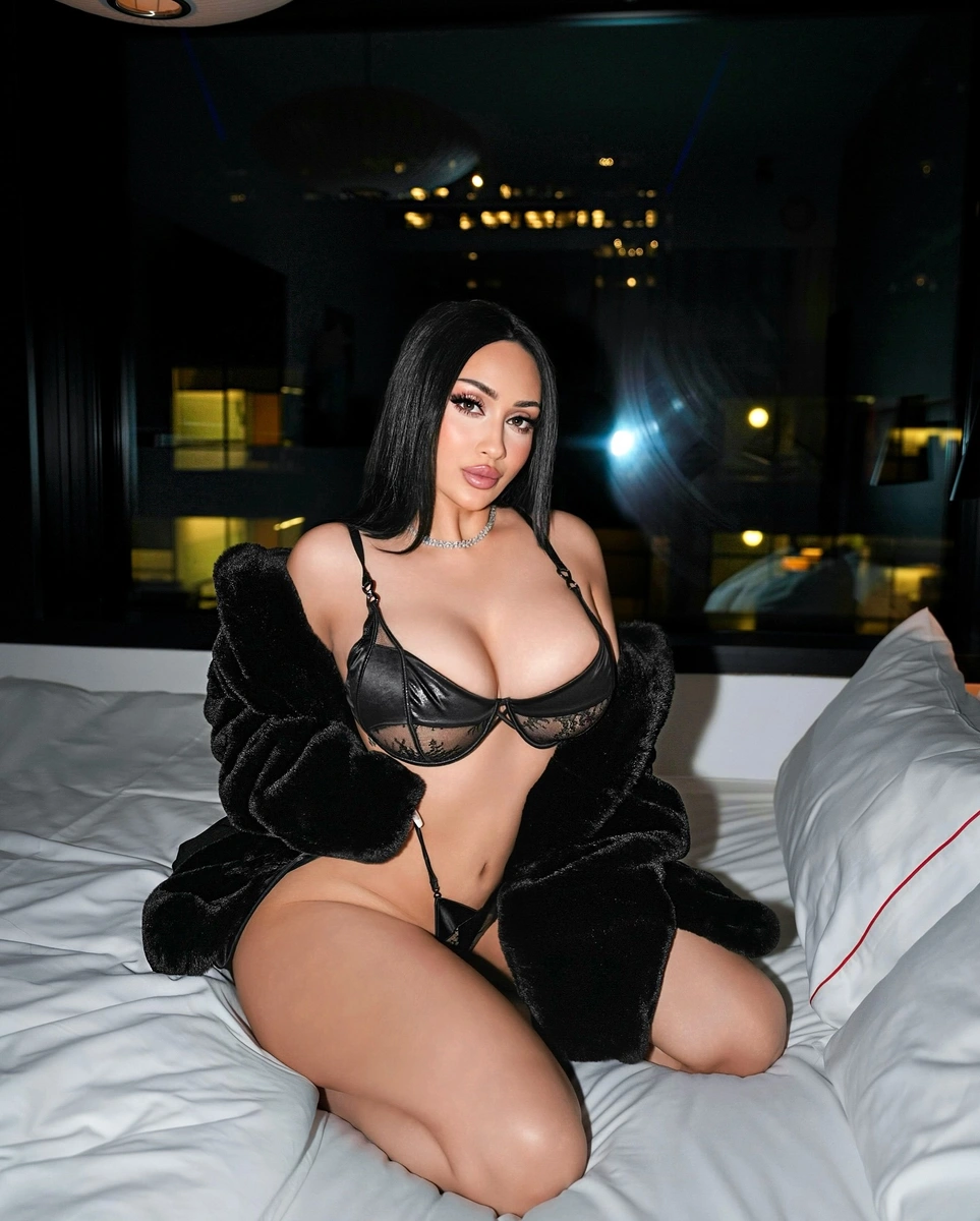 Самфира эскорт в городе Москва