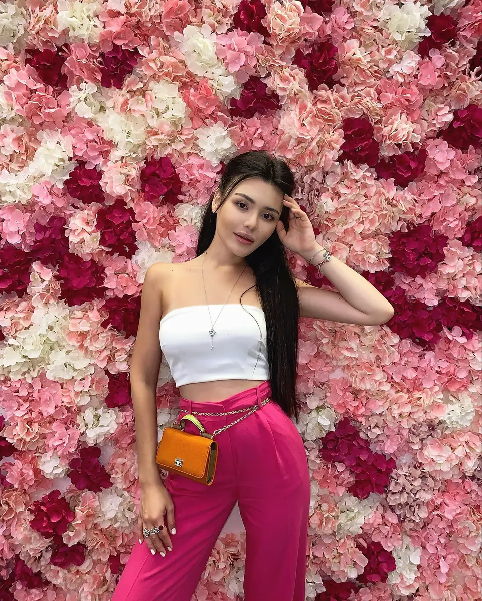 Зарина эскорт в городе Москва